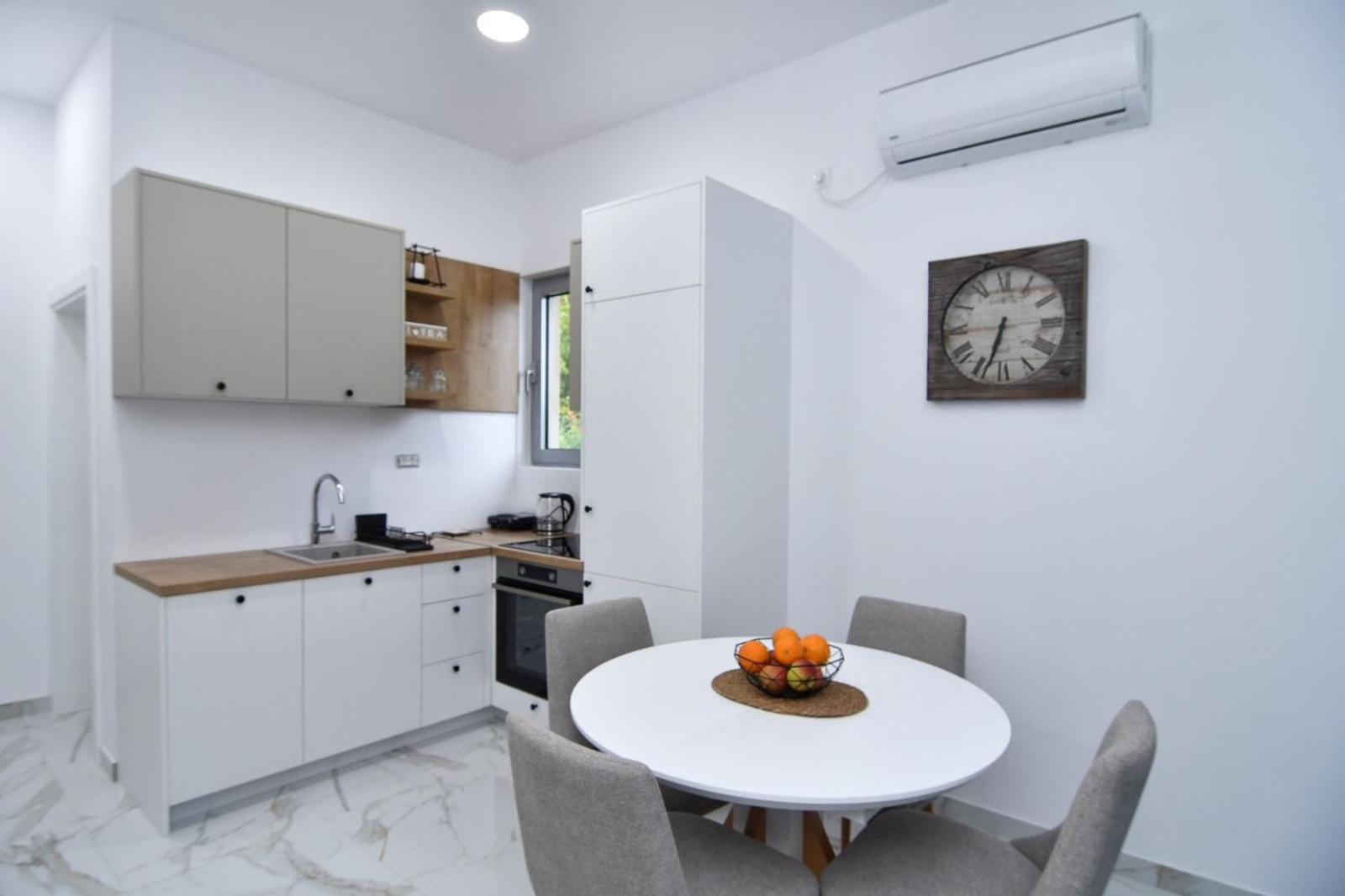 Apartments Sisevic 布德瓦 外观 照片